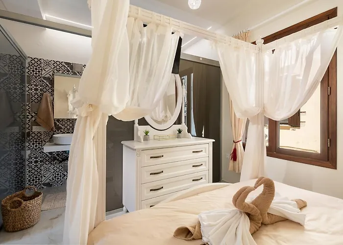 Chrisselen Palazzo Colombo Apartment Chania (Crete)